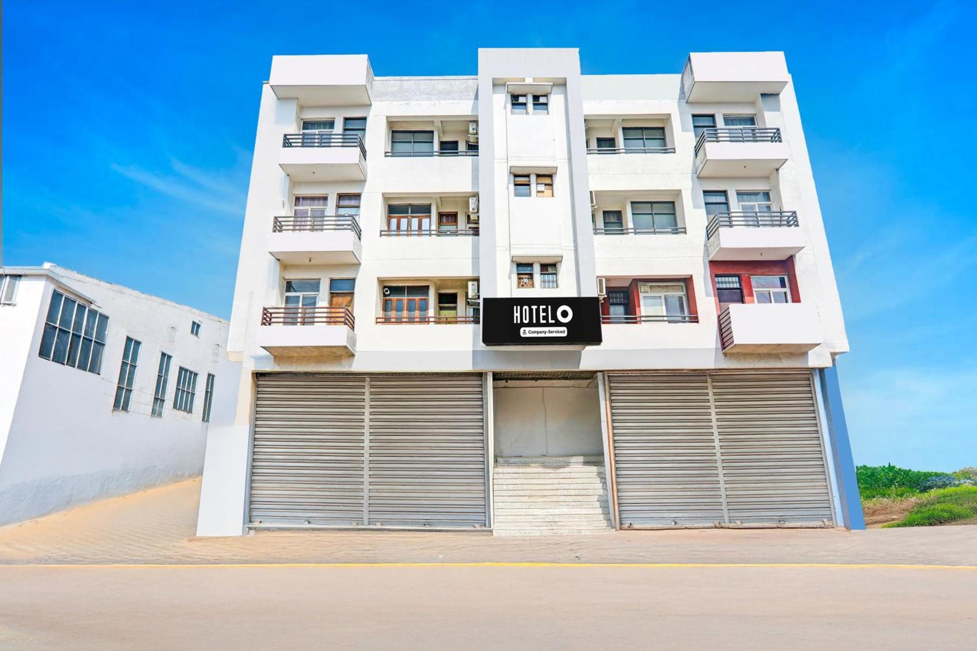 Super Hotel O Jankipuram Near Sahara State Formerly Basera Homes Hasanganj Buitenkant foto