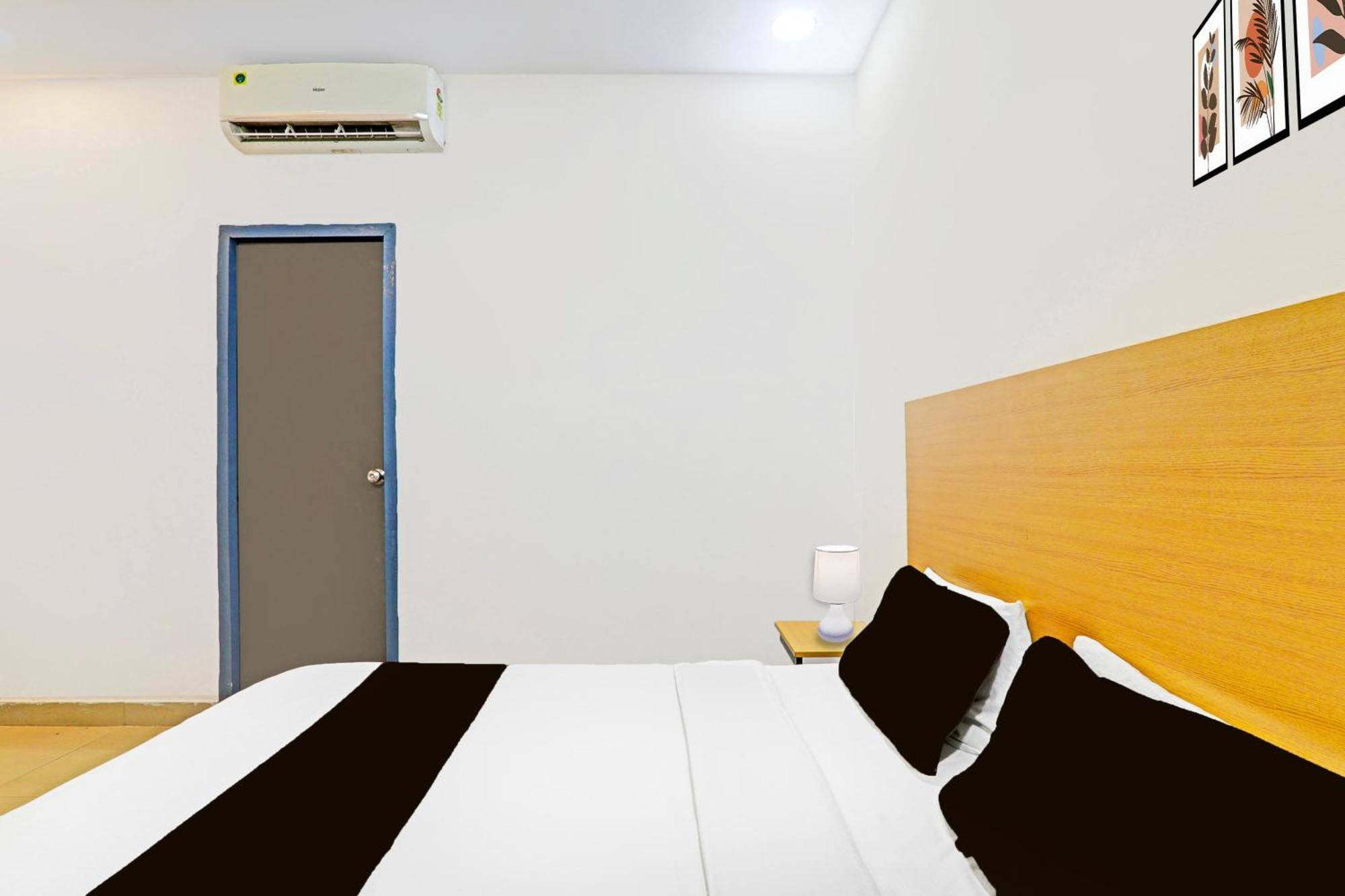 Super Hotel O Jankipuram Near Sahara State Formerly Basera Homes Hasanganj Buitenkant foto