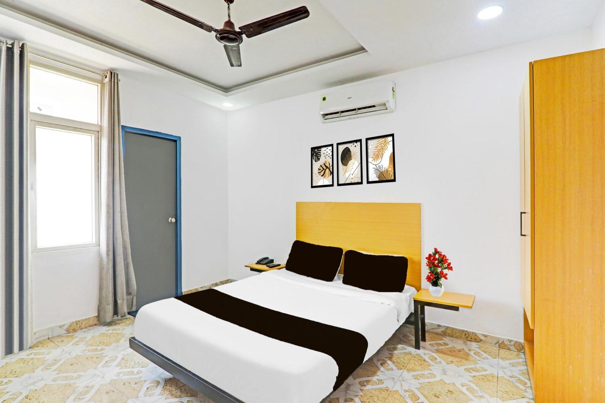 Super Hotel O Jankipuram Near Sahara State Formerly Basera Homes Hasanganj Buitenkant foto